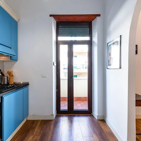 Dolce Al Colosseo Apartment *