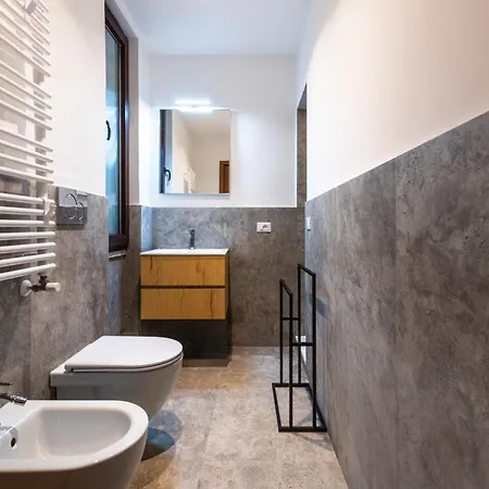 Dolce Al Colosseo Apartment Rome